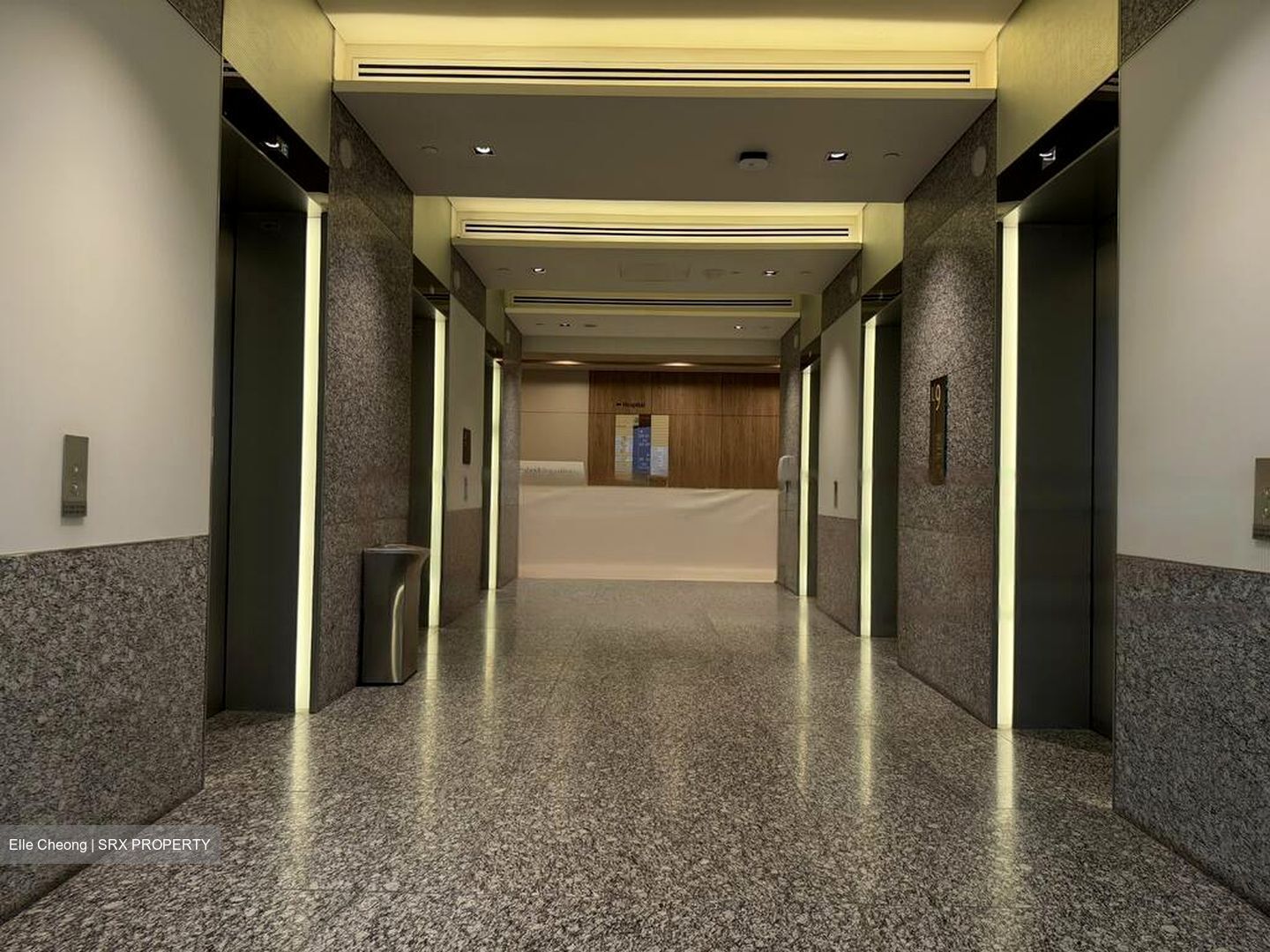 Connexion (D8), Retail #454325771